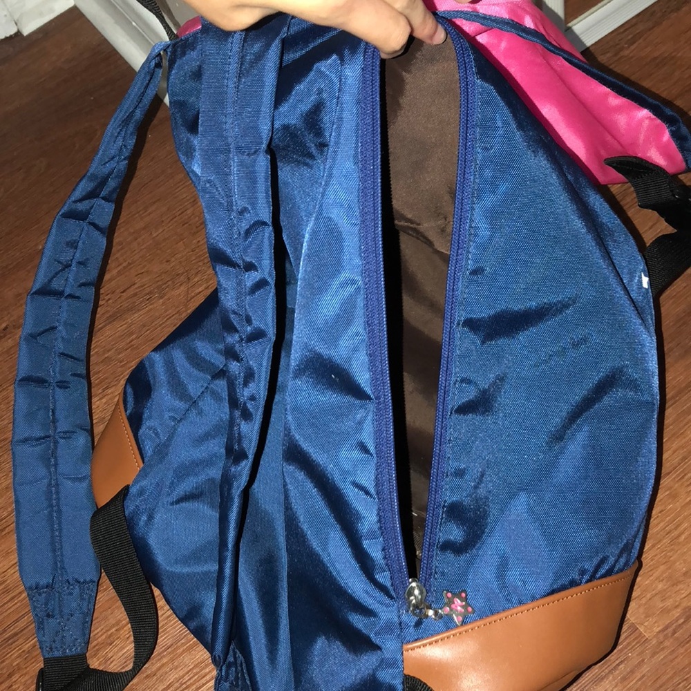 Backpack - Picture 3 of 3